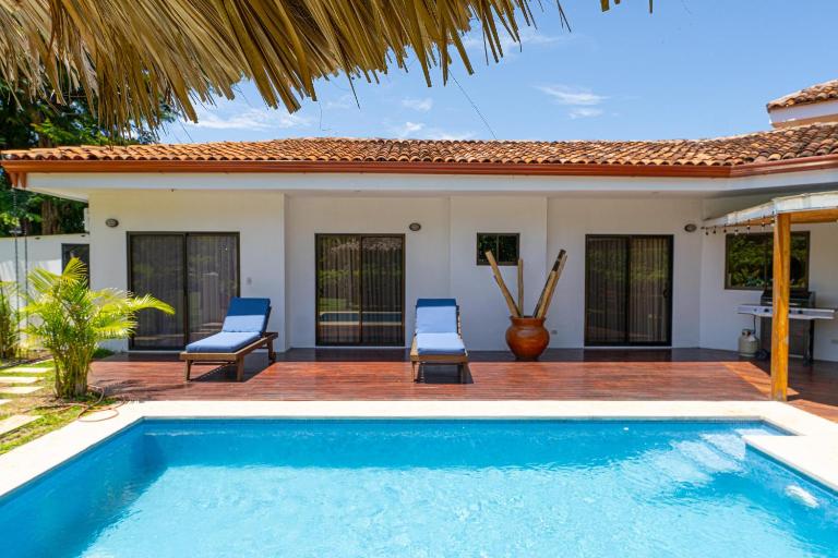 Casa Callie- 3 Bedroom House With Pool - Ferienwohnung Tamarindo