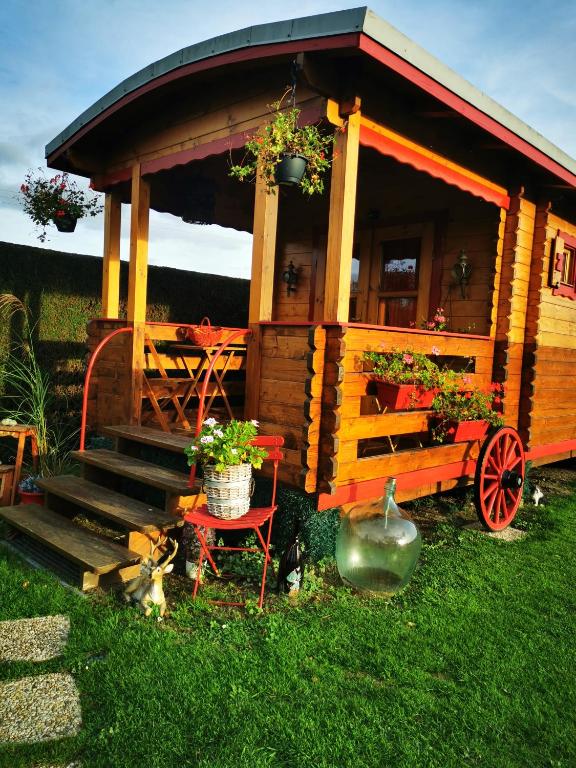 Roulotte la passe pierre - B&B Pendé