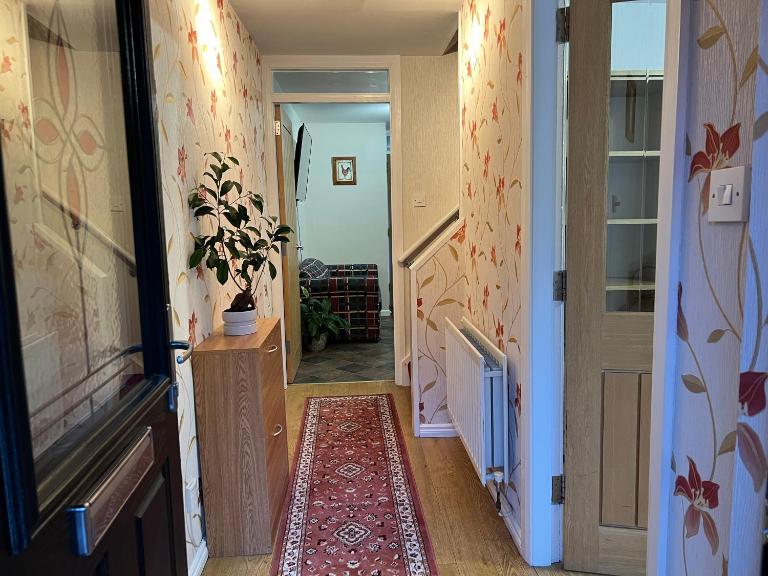 3 Bedroom House near city centre - Chambres d'hôtes Belfast