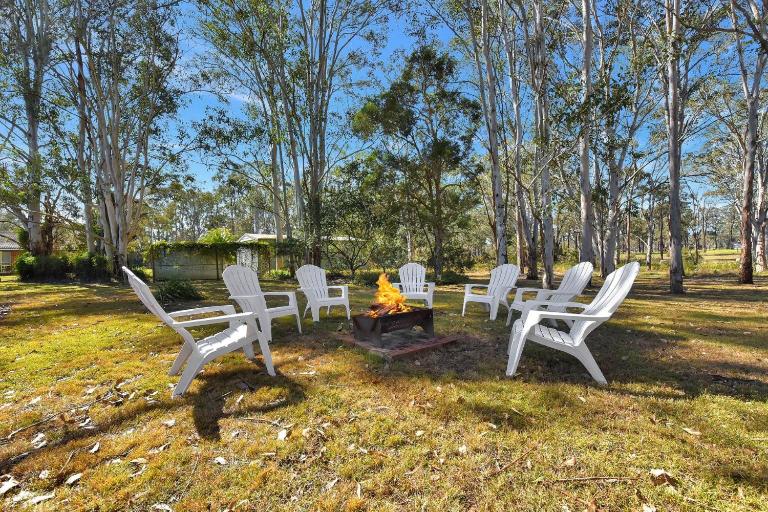 Home Among the Gum Trees - Lovedale. Central to wineries and wedding venues - B&B Lovedale