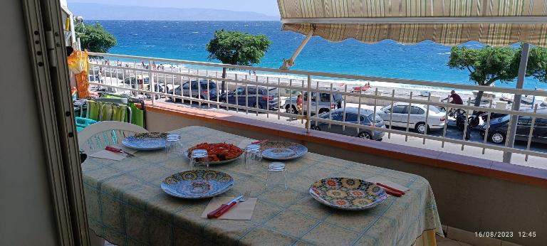 Casa fronte mare - B&B Roccalumera