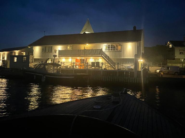 Skärhamns Paradise - Private sauna - B&B Skärhamn