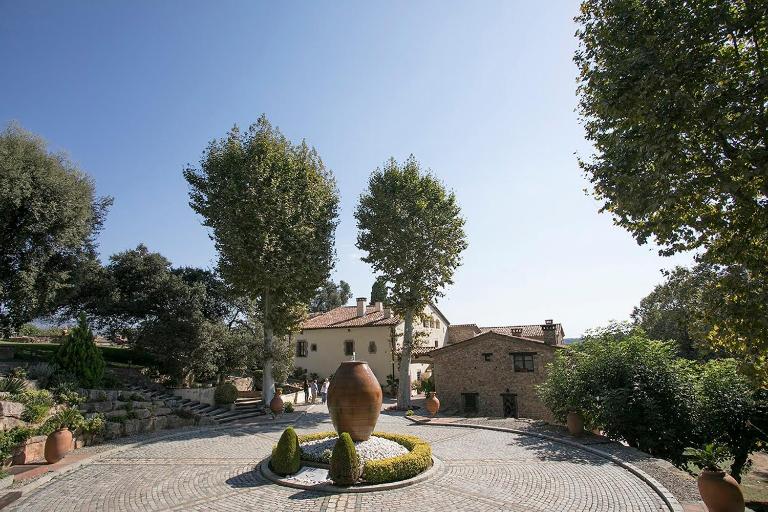 Masia Can Viver - Olive oil tourism B&B - Bed and Breakfast Bigues i Riells