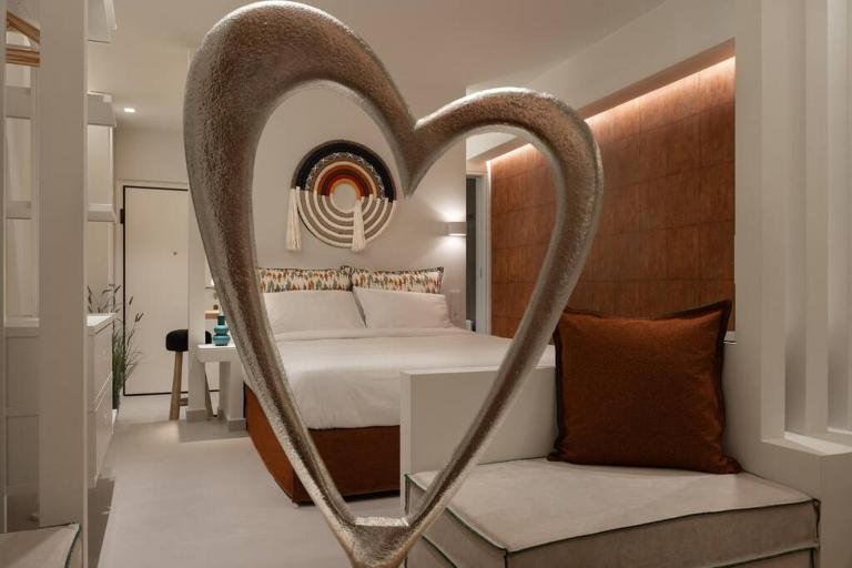Heart of Monastiraki - B&B Atenas