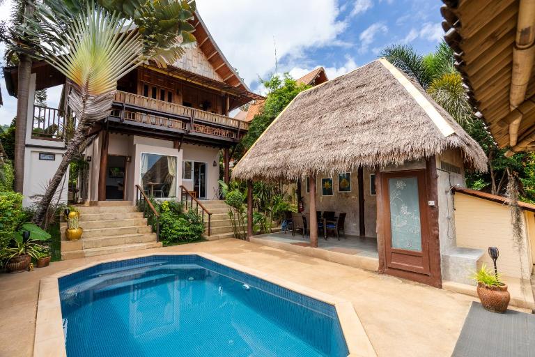 Villa Ayutthaya at Kantiang Bay - B&B Ko Lanta Yai