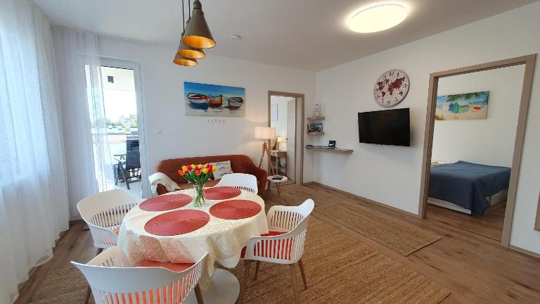 TomJohn Apartman Siófok - Chambres d'hôtes Siófok