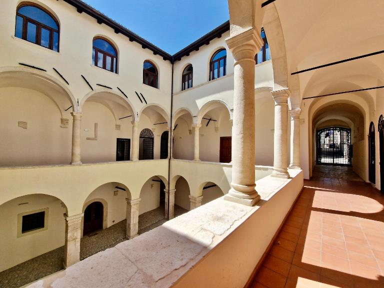 Casa Alferi by TraMonti Apartments - Ferienwohnung L'Aquila