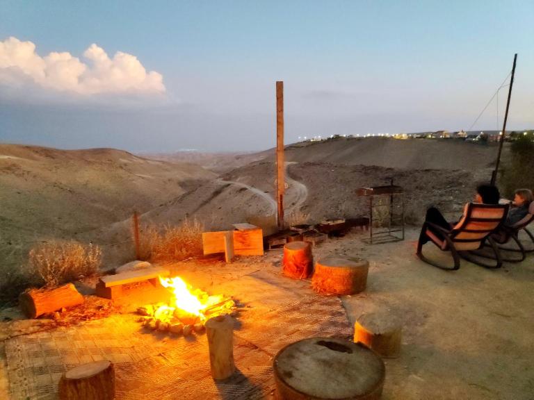 Desert's Edge Eco Tent - B&B Arad