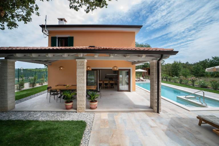 Old Oak Villa - B&B Umag