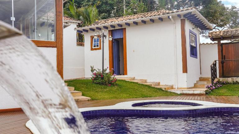Flat com Piscina no Centro de Tiradentes - B&B Tiradentes