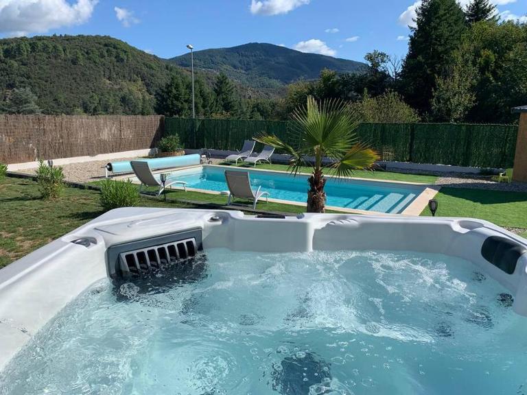 Villa La source & SPA - B&B Pont-de-Labeaume