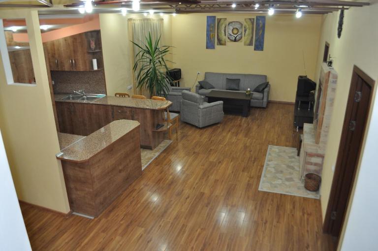 Yerevan-Sky with terrace - Bed and Breakfast Jerevan