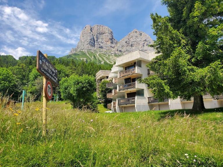Appartement Col de l'Arzelier - B&B Château-Bernard
