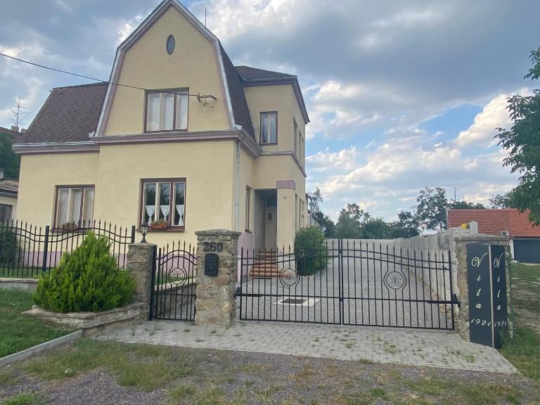 Vila 1921 - B&B Jevišovice
