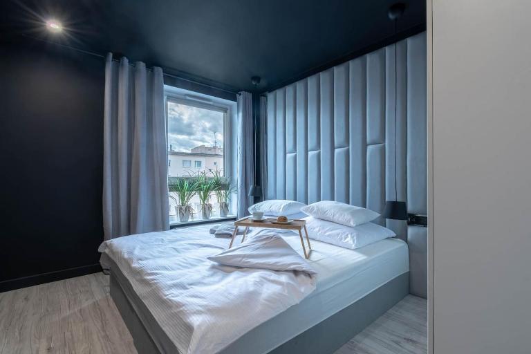 Modern Black Spot - B&B Posnania