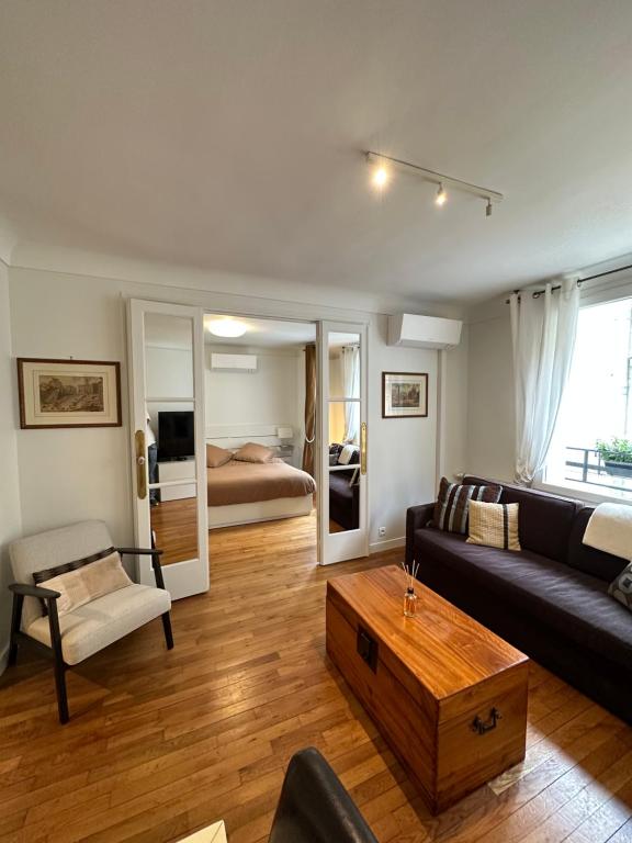 L.C. GrandTour Paris - B&B Parigi