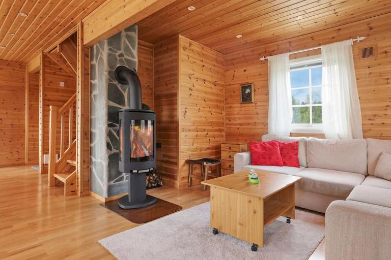 Hytte i flott natur - B&B Alta