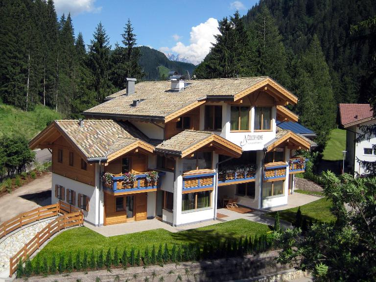 Color Home Suite Apartments - Chambres d'hôtes Predazzo