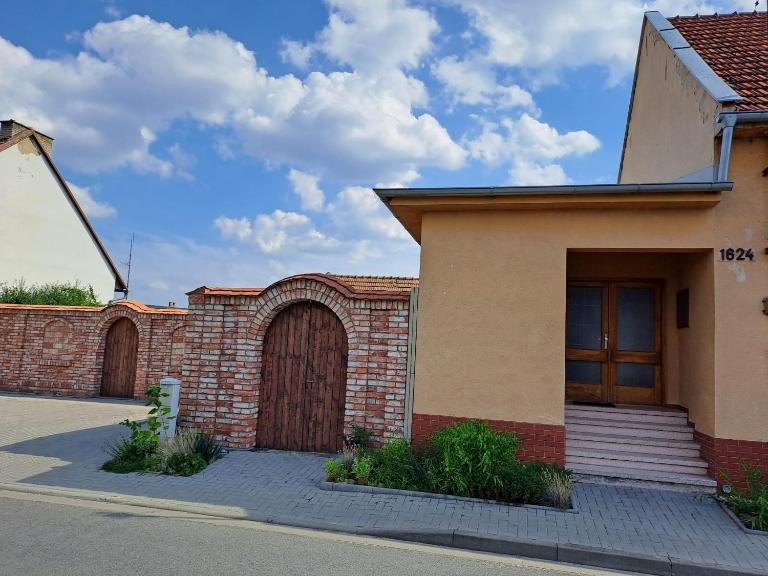 Jiřinka - B&B Vracov
