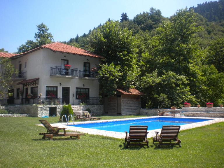 Agrampeli - Bed and Breakfast Méga Khoríon