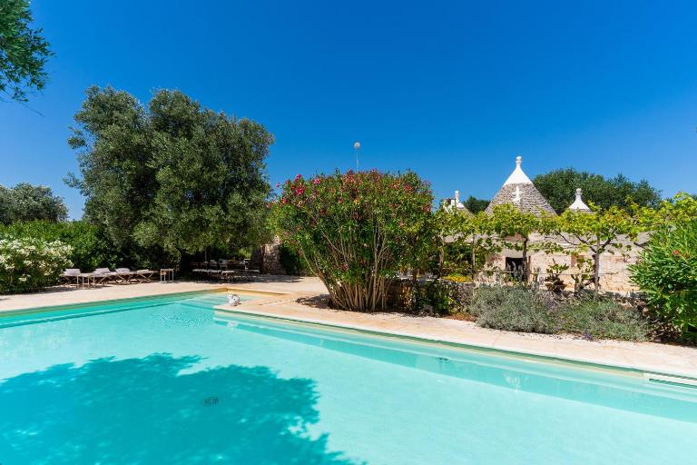 Trullo dell'Oleandro - Le Corti del Silenzio - B&B Ceglie Messapica