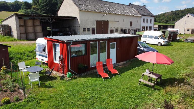 Tiny House Anneliese Hunde okay - B&B Oberbettingen