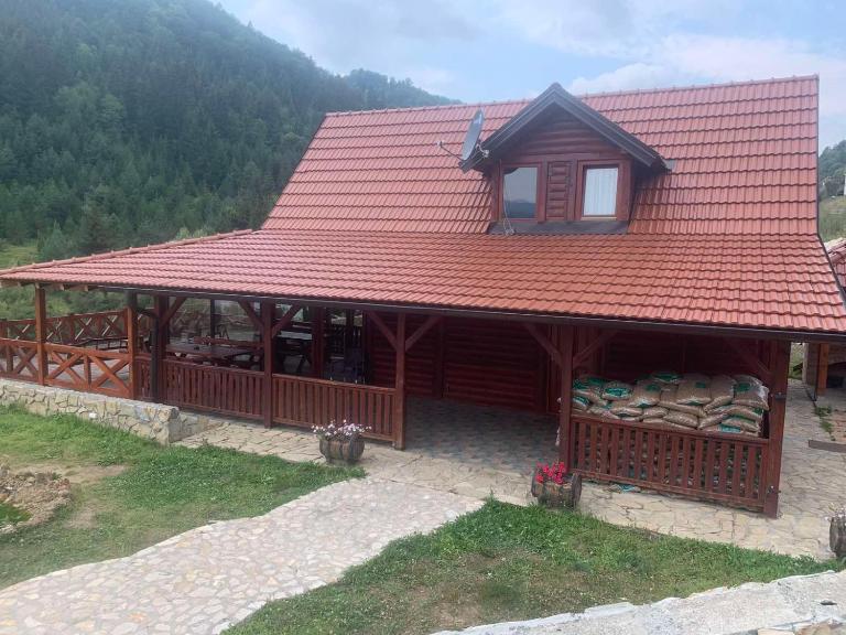Zaovinski Raj Tara - B&B Konjska Reka