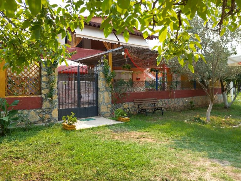 Vila Gjoka - Bed and Breakfast Himarë