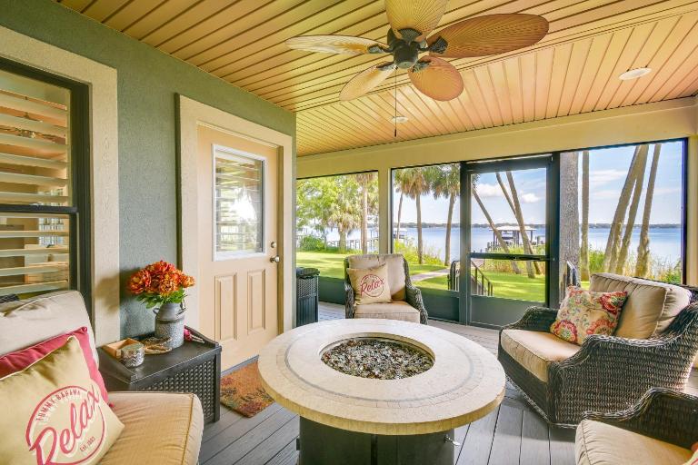East Palatka Home on St Johns River w/ Boat Dock! - B&B East Palatka