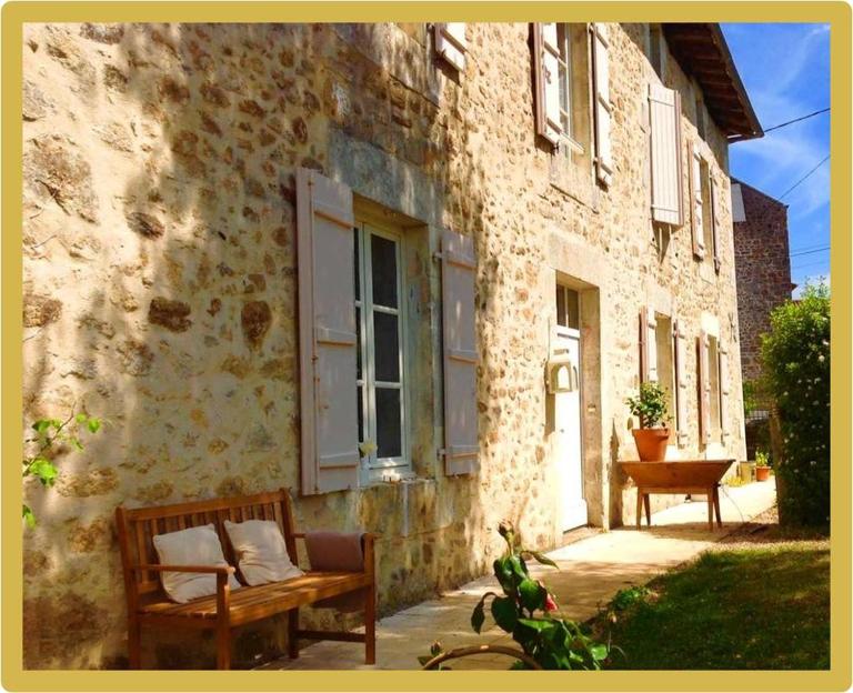 Cardabelle Holiday Home with private garden - Chambres d'hôtes Mazières
