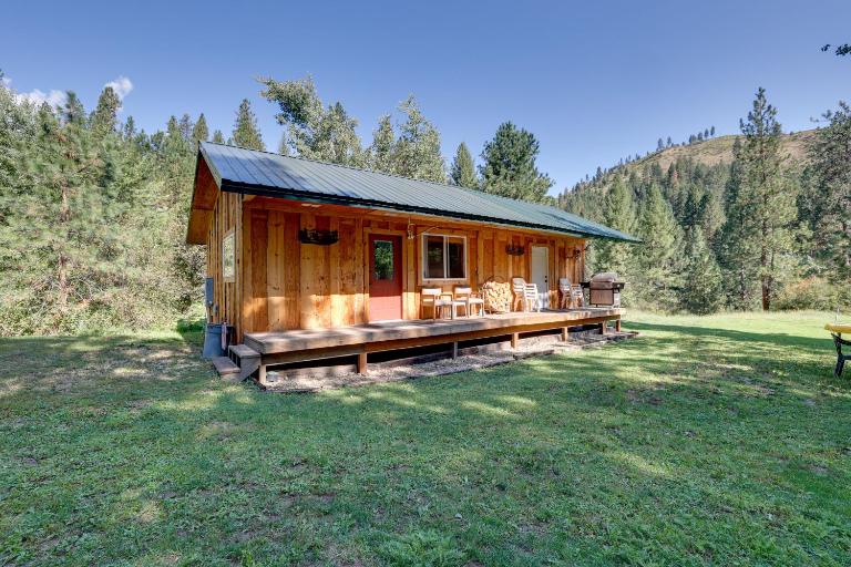 Cozy Countryside Cabin in Robie Creek Park! - B&B Boise