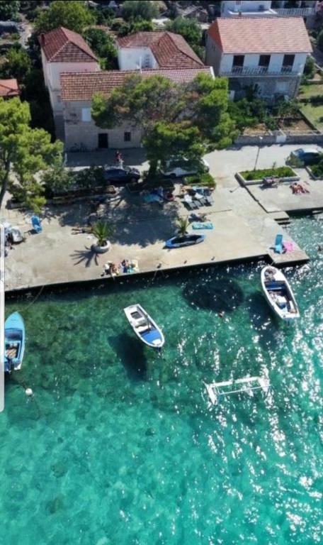 LOVISTE DOWNTOWN - Ferienwohnung Lovište