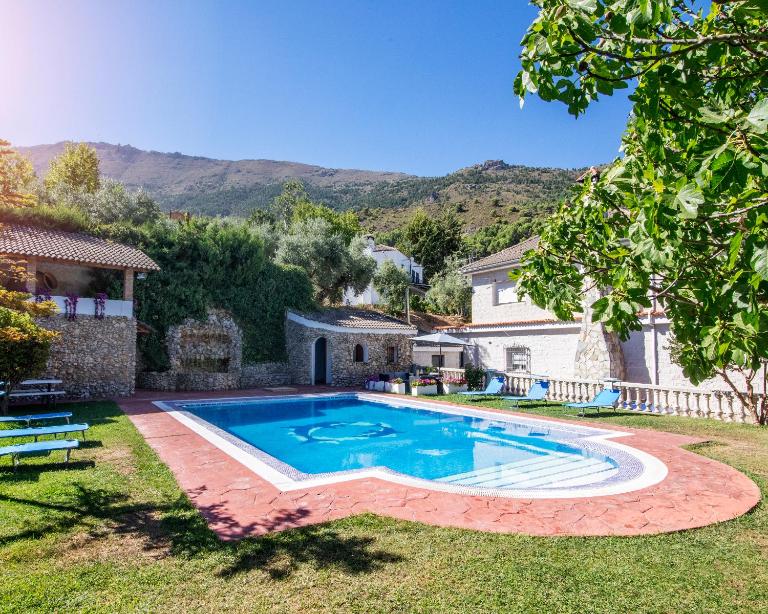 Villa Fuji Sierra de la Pandera Jaén - B&B Jaén