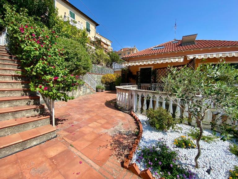Casa Ribot: Alassio centro e mare a portata di mano - Chambres d'hôtes Alassio