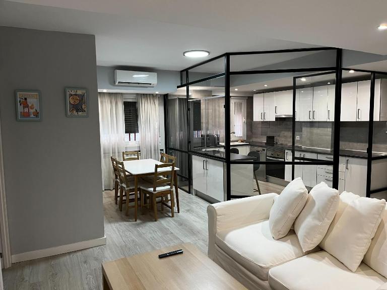 Exyca Barrio Salamanca - B&B Madrid