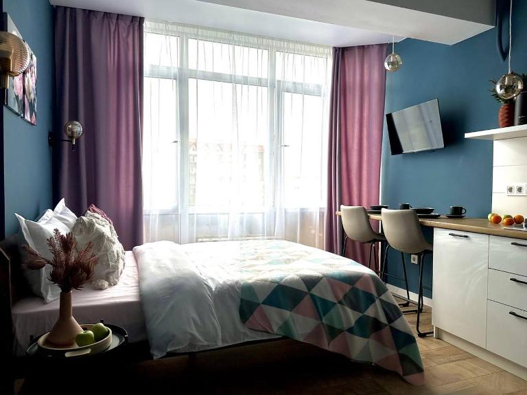 Студия Bayhouse в спальном микрорайоне Жетысу-4 для 2х гостей - B&B Imeni Stalina