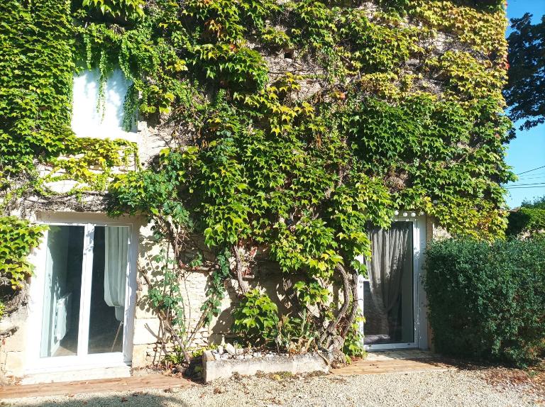 Gîte de charme - 3 chambres, 5 lits - de 4 à 7 personnes - B&B Avanton