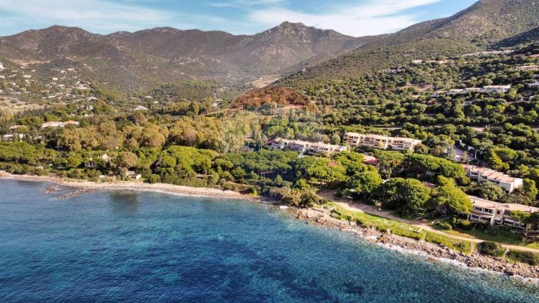 casa vacanze cettina home 3 mt 50 dal mare - Chambres d'hôtes Terra Mala