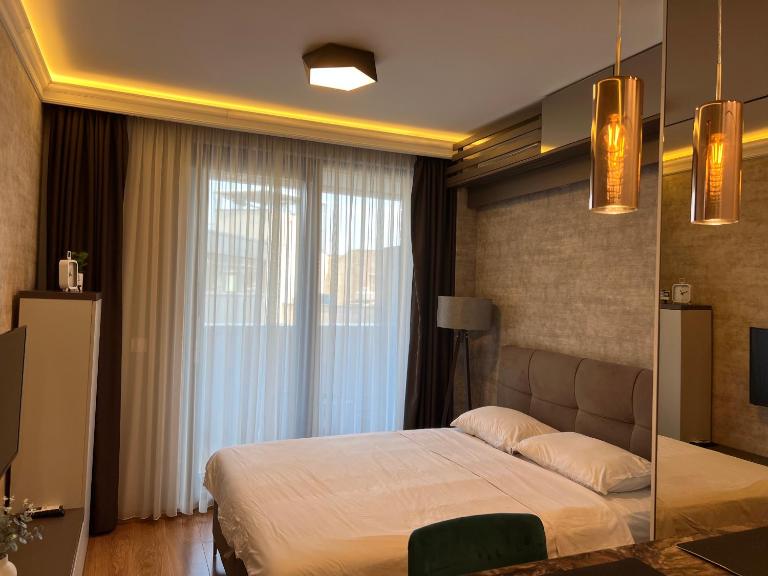 Helena Apartment - Bed and Breakfast Novi Sad