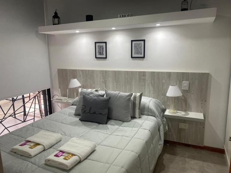 DEPARTAMENTO VERA MUJICA 4 COHERA PROPIA INCLUIDA - B&B Rosario