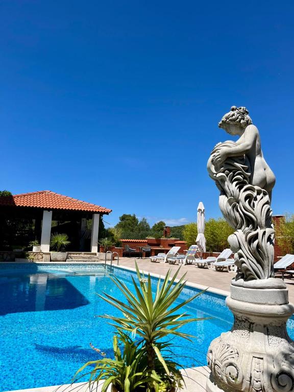 Studio apartment Gorana with swimming pool - B&B Gelsa
