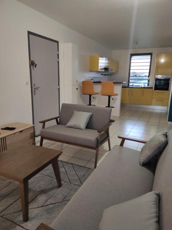 La Coraline Standing - B&B Kourou