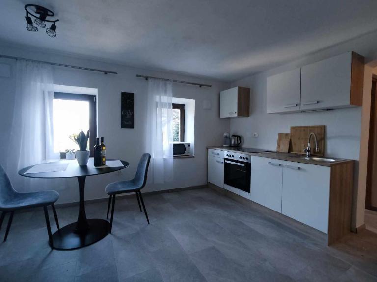 Sivka - mountain apartment with sauna - B&B Kobarid