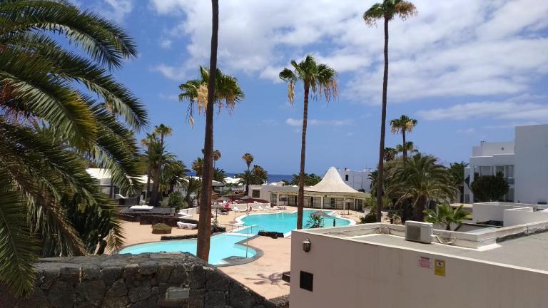 Luxury Apartamento Luz de Mar Complejo Playa Roca - B&B Costa Teguise