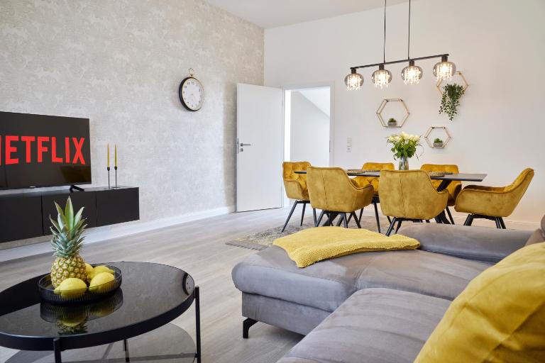 SCHLOSSBERG RESIDENCES - Superior Design-Apartments mit Schlossblick für bis zu 12 Personen - Ferienwohnung Schwetzingen