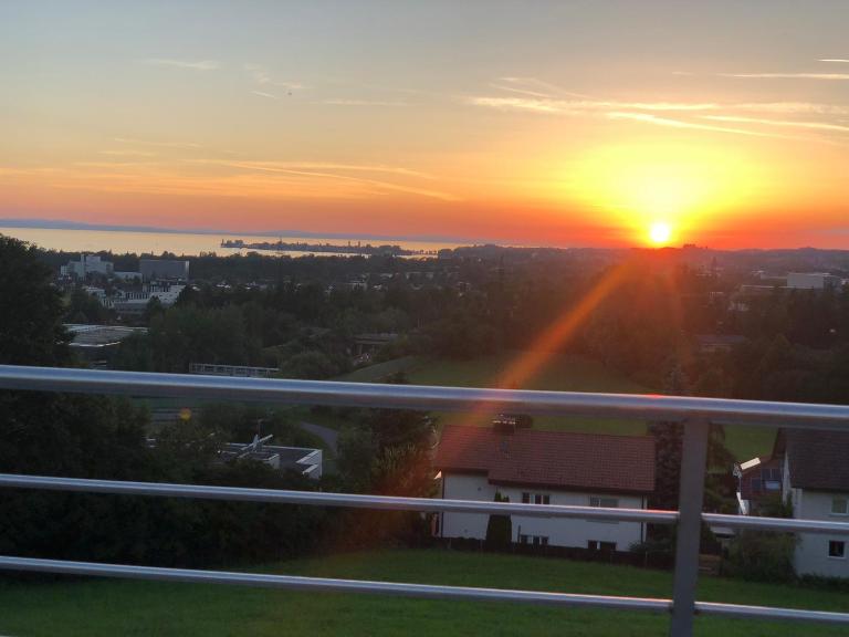 Ferienwohnung am Bodensee - Ruhe,Natur und Golfgenuss - B&B Lochau