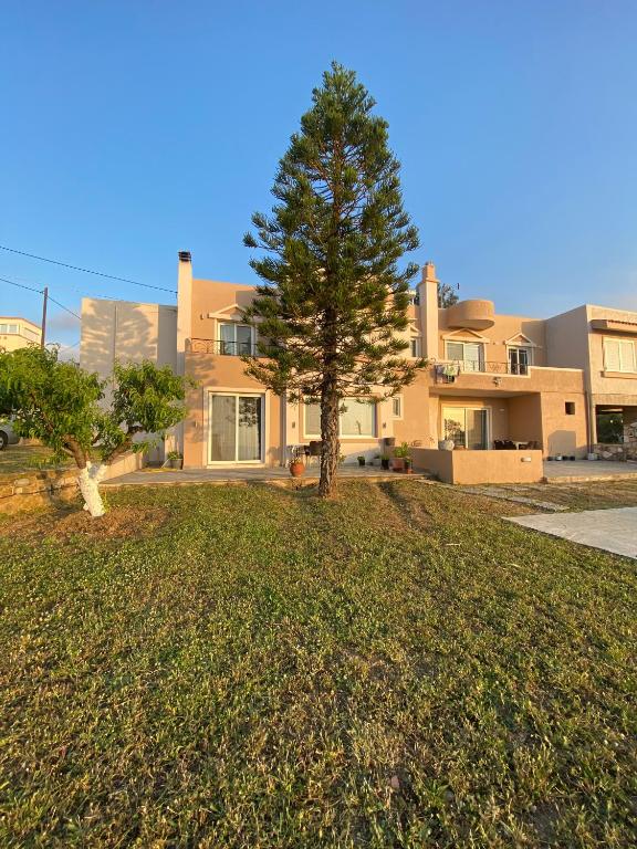 Handra Villa - B&B Asfendioú