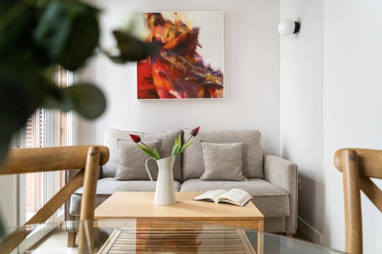 Room Canalejas - Bed and Breakfast Madrid