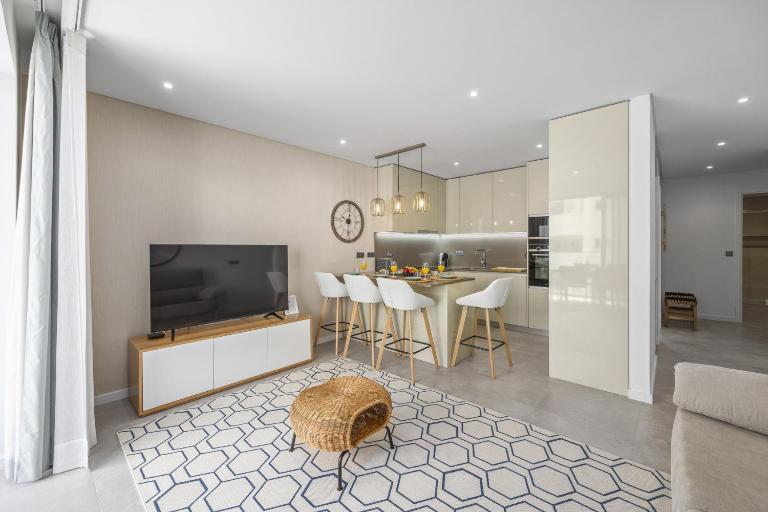 Terracos de Quarteira II Navy by Real Properties - Chambres d'hôtes Quarteira