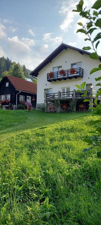 Casa de vacanta Varf de Munte Moieciu de Sus - B&B Moeciu de Sus